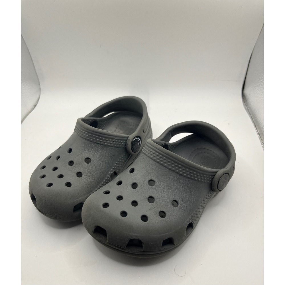 Crocs Classic Clog Kids Size 7 Gray‎ Slip On Sandals Shoes